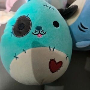 Halloween dog edition squishmellow